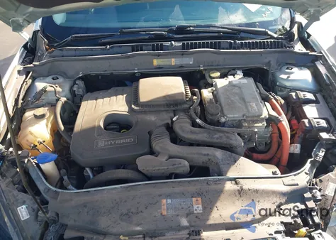 2013 Ford Fusion Hybrid Se z USA, uszkodzony, nr VIN 3FA6P0LU1DR387450